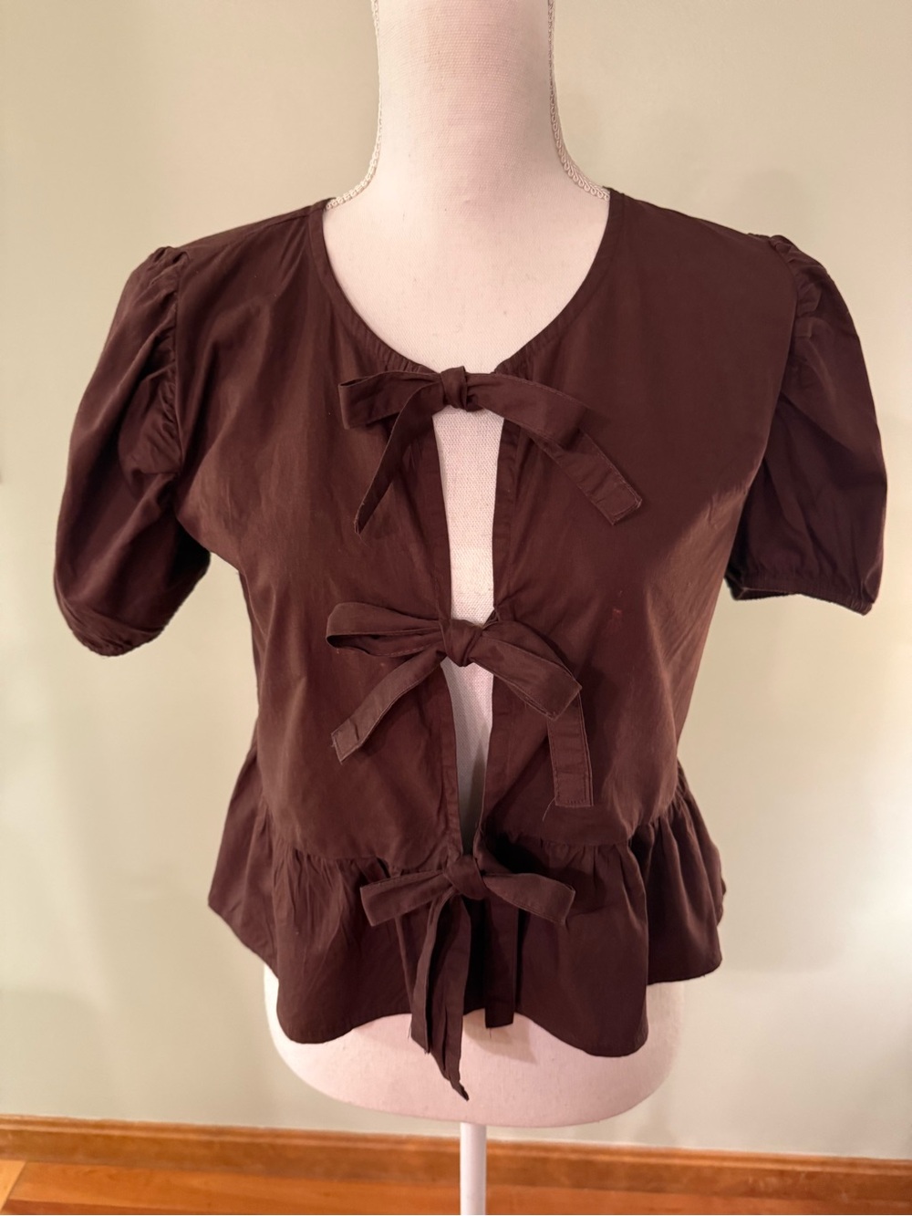 Women’s Brown Tie-Front Short Sleeve Peplum Top